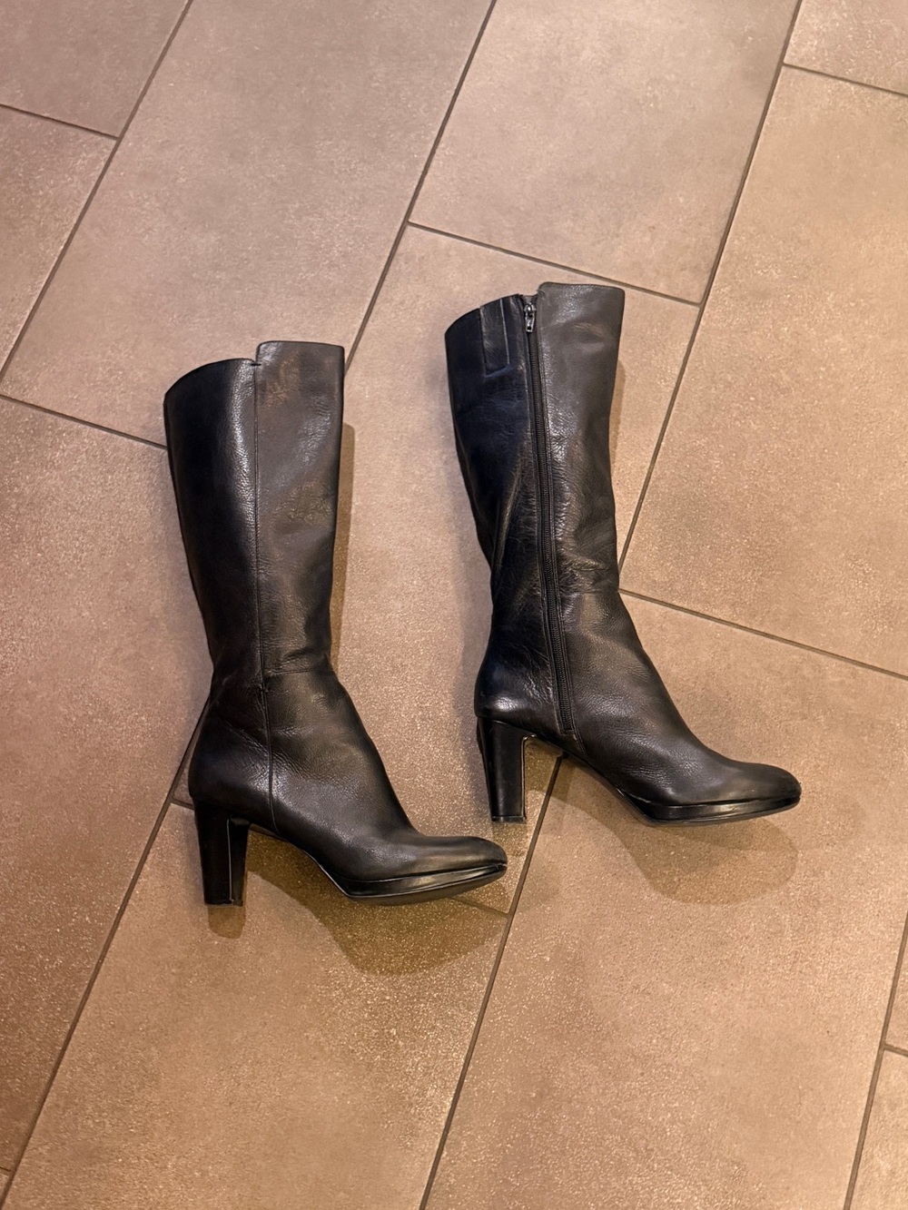 Nine West Black Leather Knee-High Heeled Boots Size 9.5
